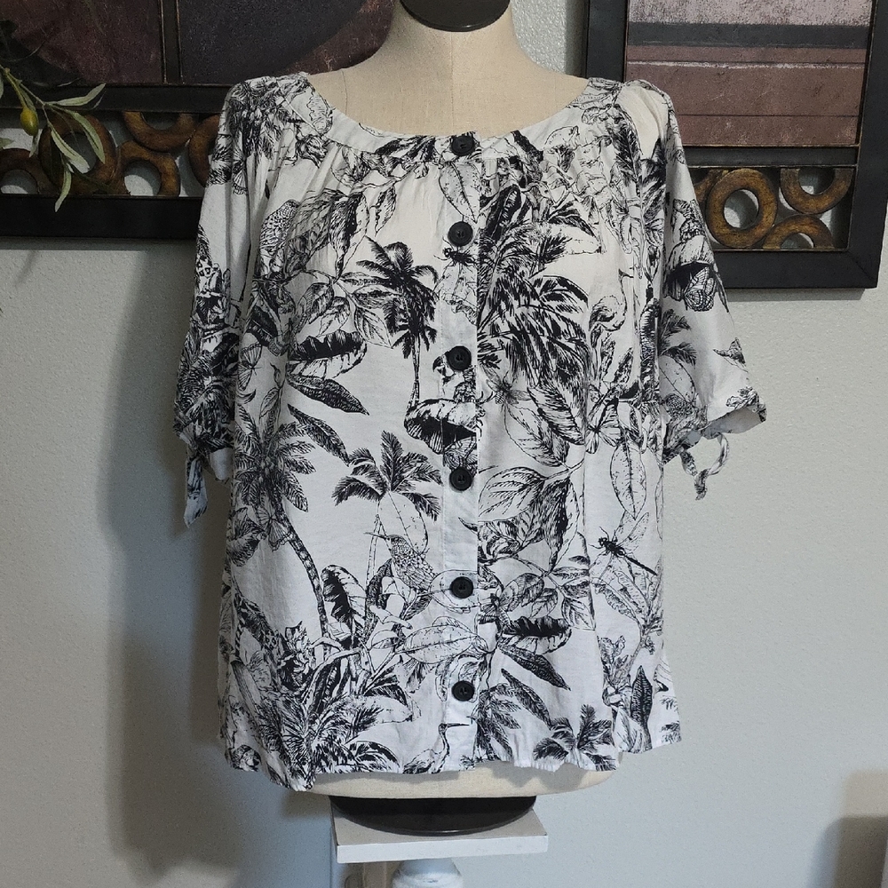 CJ Banks Black and White Button Down Shirt